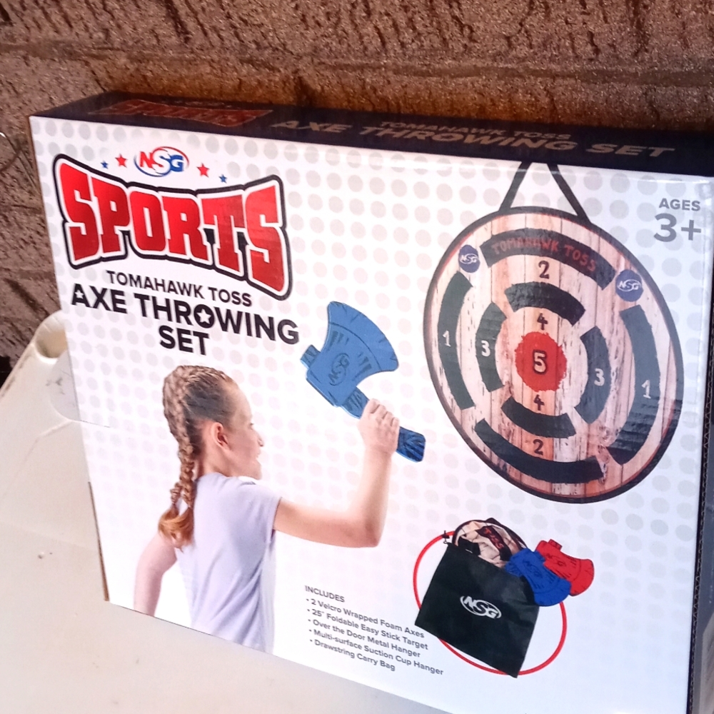 COPY - NSG SPORTS TOMAHAWK TOSS (FOAM) AXE THROWING GAME NEW